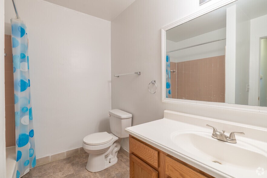 More Photos Of 18045-18123 Lahser Rd, Detroit Apartments For Sale