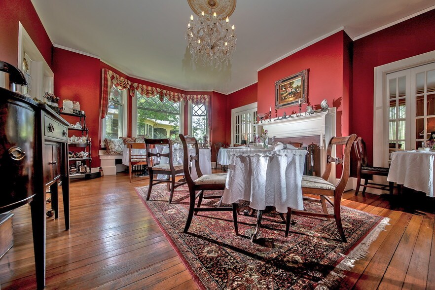 More Photos Of 288 Montford Ave, Asheville Hospitality For Sale