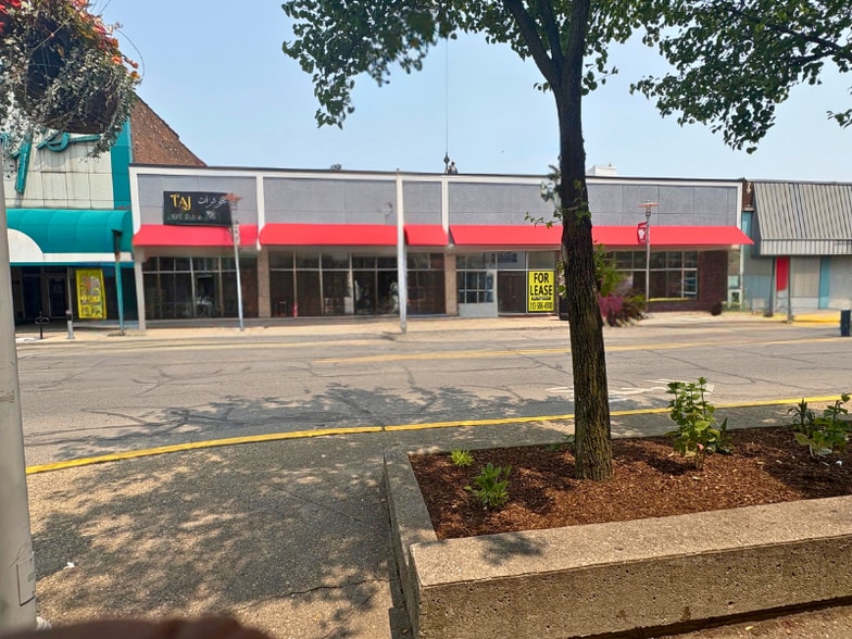 More Photos Of 9430-9440 Joseph Campau St, Hamtramck General Retail For Lease