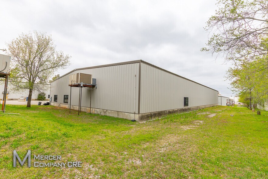 More Photos Of 340 S Eckroat St, Oklahoma City Unknown For Lease