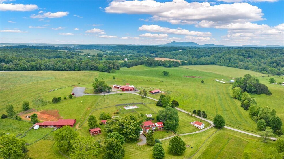 More Photos Of 1830 Thrift Rd, Madison Winery Vineyard For Sale