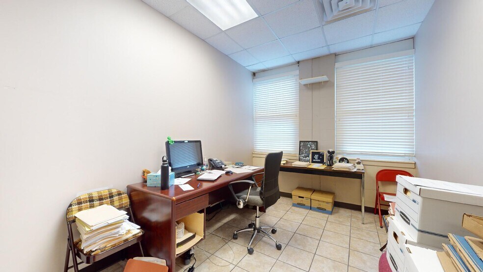 More Photos Of 1327-1331 Macklind Ave, Saint Louis Office For Sale