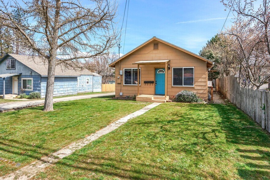 More Photos Of 128 S Mountain Ave, Ashland Apartments For Sale