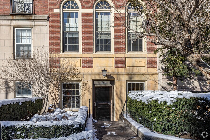 More Photos Of 262 Beacon St, Boston Office For Lease