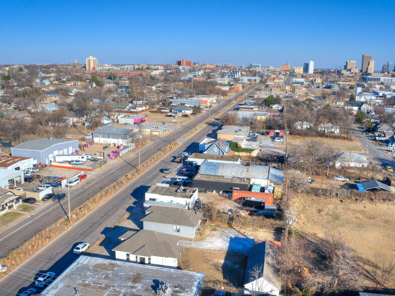 More Photos Of 1628 Linwood Blvd, Oklahoma City Freestanding For Sale