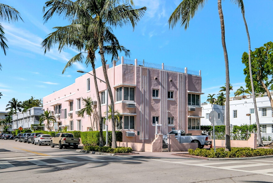 Primary Photo Of 900 Pennsylvania Ave, Miami Beach Apartments For Sale