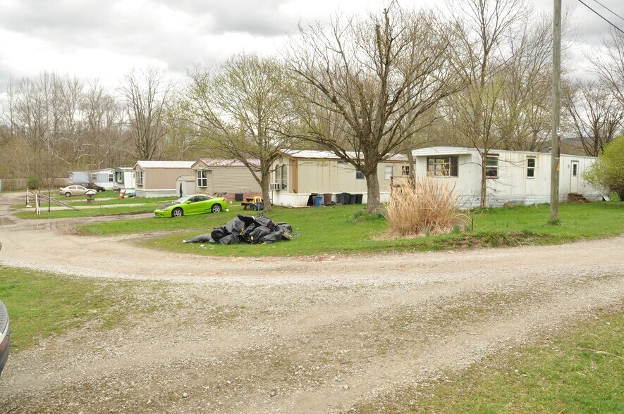 More Photos Of 52 Brushwood Rd, Uniontown Multifamily For Sale