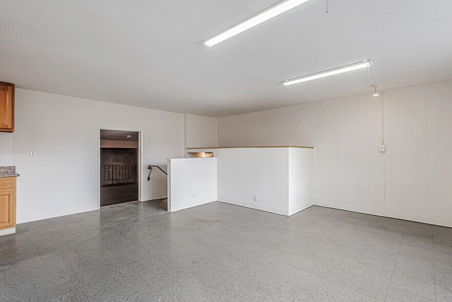 More Photos Of 2915 Keith St, San Francisco General Retail For Lease