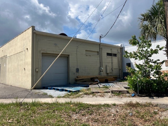 More Photos Of 4223 Henderson Blvd, Tampa Freestanding For Sale