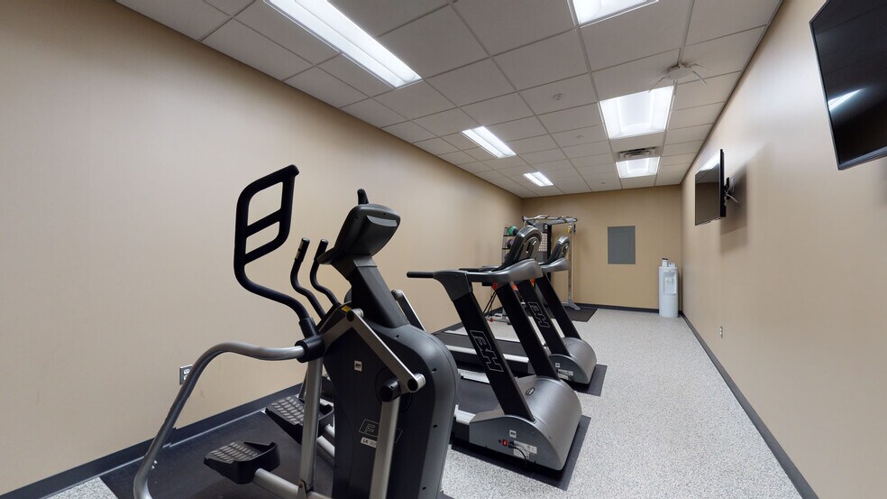 More Photos Of 208 Harristown Rd, Glen Rock Office For Lease
