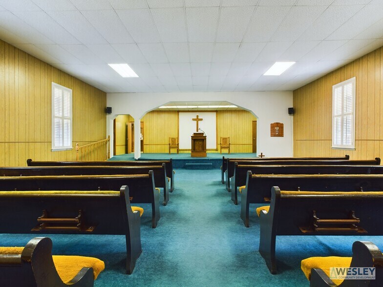 More Photos Of 500 Old Linville Rd, Marion Religious Facility For Sale