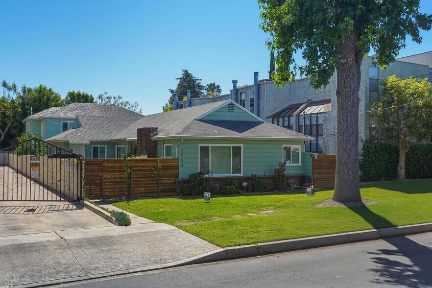 Primary Photo Of 5236 Bellingham Ave, Valley Village Apartments For Sale