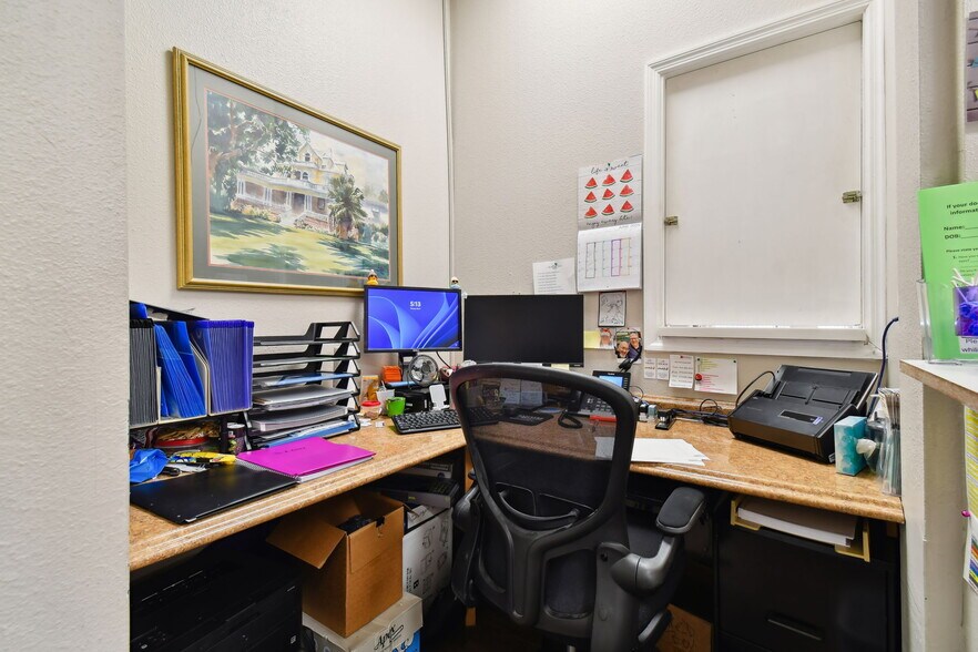 More Photos Of 772 Cortaro Dr, Sun City Center Medical For Sale