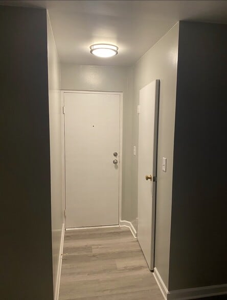 More Photos Of 5120 Glenwood Ave, Youngstown Apartments For Sale