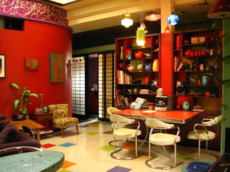 More Photos Of 1651 W Woodlawn Dr, San Antonio Storefront Retail Residential For Sale