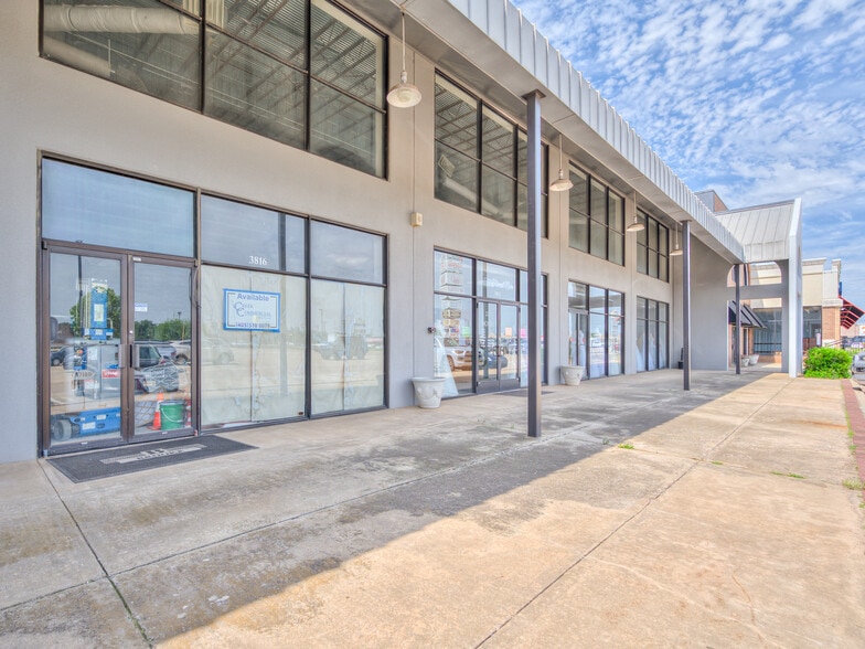 More Photos Of 3800-3864 N Macarthur Blvd, Oklahoma City Unknown For Lease
