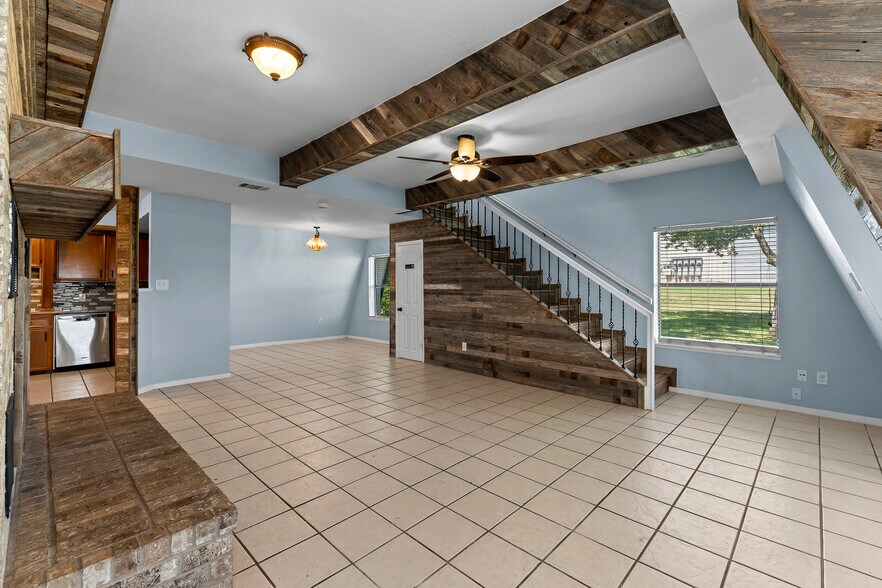 More Photos Of 20500 Keilman Ln, Pflugerville Loft Creative Space For Lease