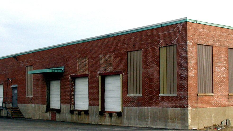 More Photos Of 1700 Broadway St, Buffalo Manufacturing For Lease
