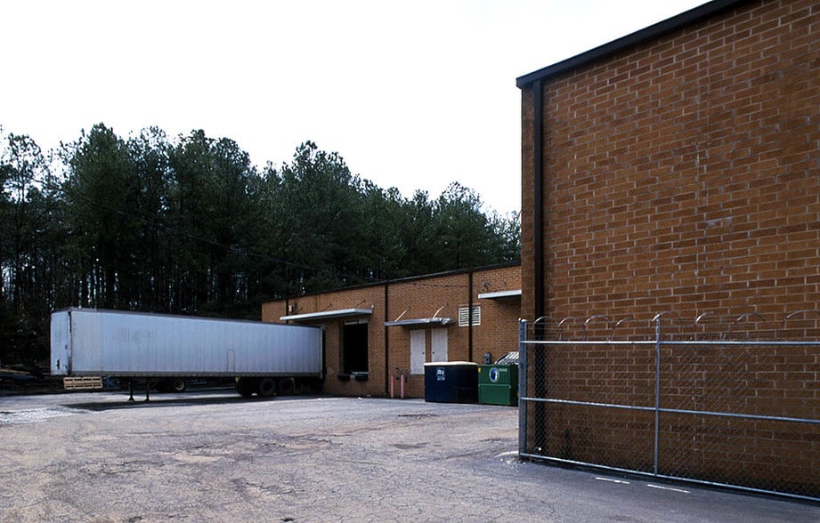 More Photos Of 4420 Commerce Cir SW, Atlanta Warehouse For Lease