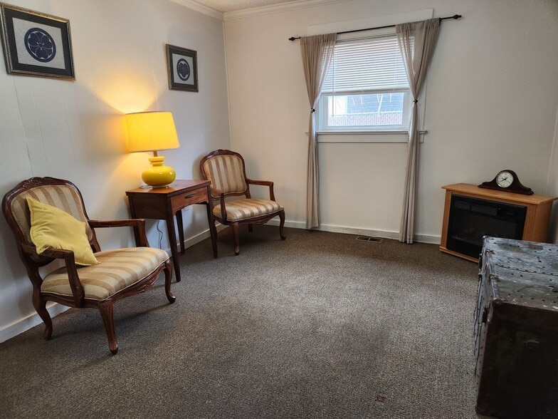 More Photos Of 325 S 5th St, Klamath Falls Medical For Sale