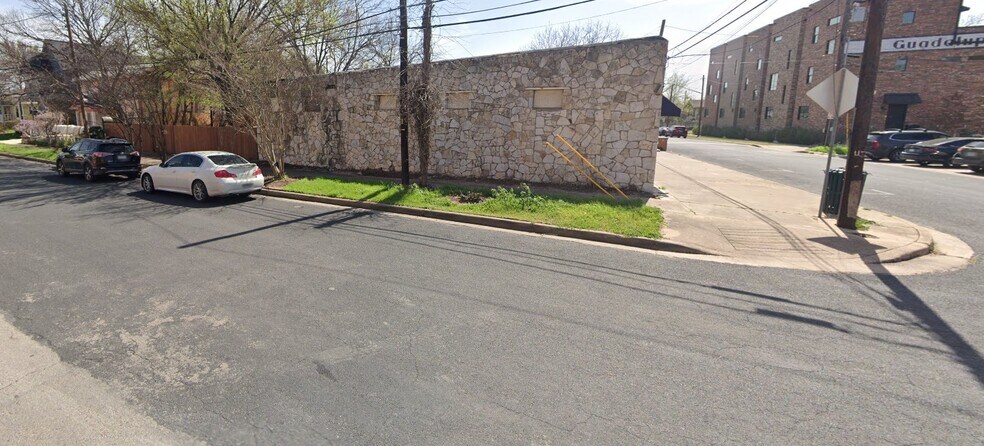 More Photos Of 809 Lydia St, Austin Medical For Lease