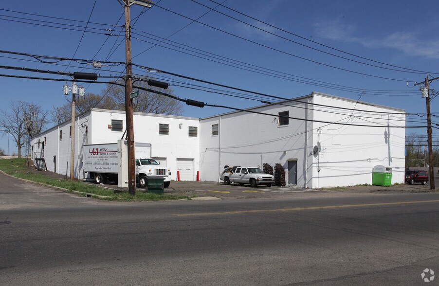 More Photos Of 715 Boston Post Rd, West Haven Warehouse For Sale
