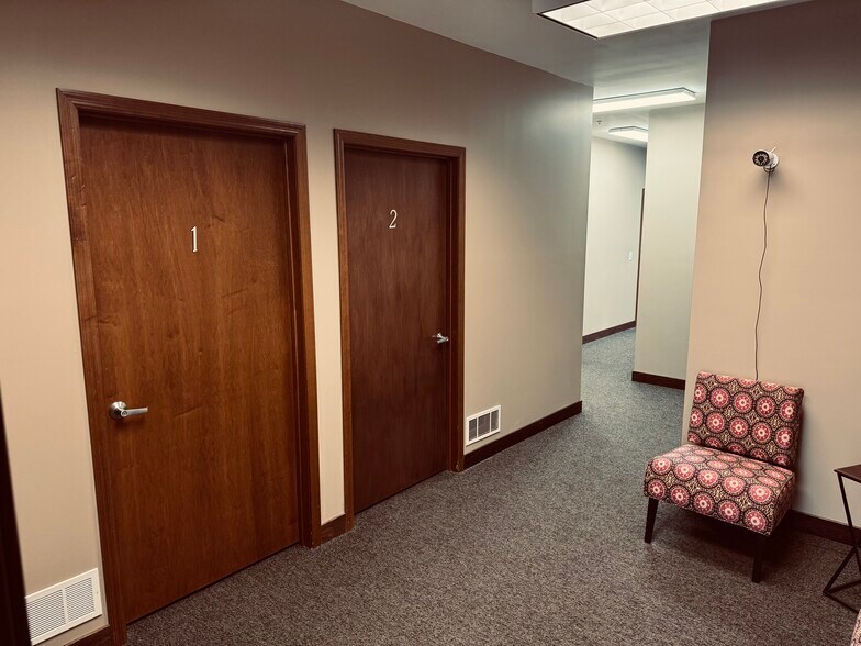 More Photos Of 744 Southcross Dr W, Burnsville General Retail For Sale