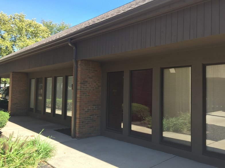 More Photos Of 1001 Eastwind Dr, Westerville Office For Lease
