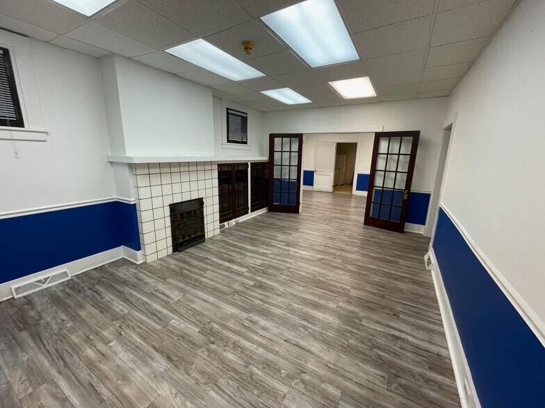 More Photos Of 5964 Steubenville Pike, McKees Rocks Office For Lease