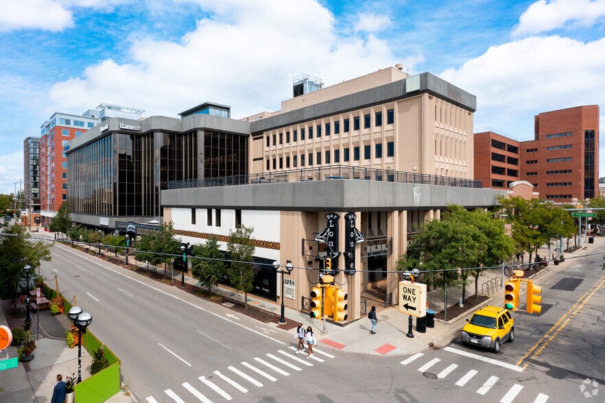More Photos Of 401-407 E Liberty St, Ann Arbor Office For Sale