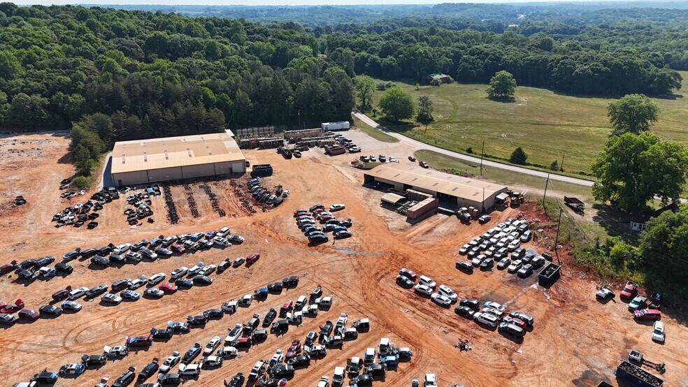More Photos Of 480 New Bethel Rd, Carnesville Warehouse For Sale
