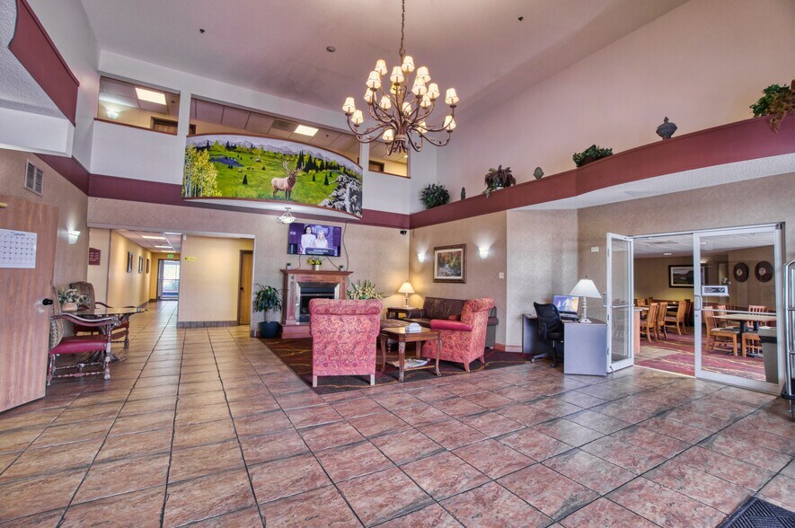 More Photos Of 7860 6th St, Wellington Hotel For Sale