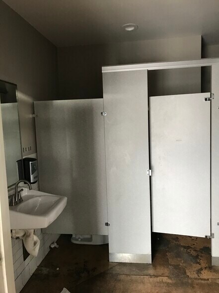 More Photos Of 6011 El Cajon Blvd, San Diego Freestanding For Sale