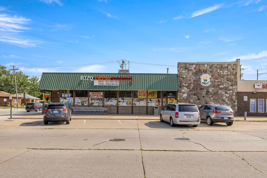 More Photos Of 14730 Champaign Rd, Allen Park Storefront Retail Office For Sale