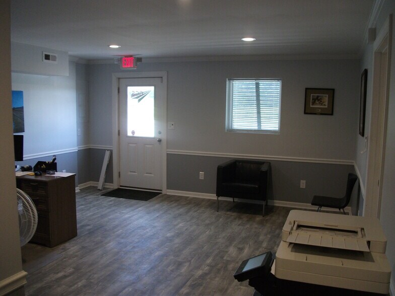 More Photos Of 7432 Highway 90, Longs Warehouse For Sale