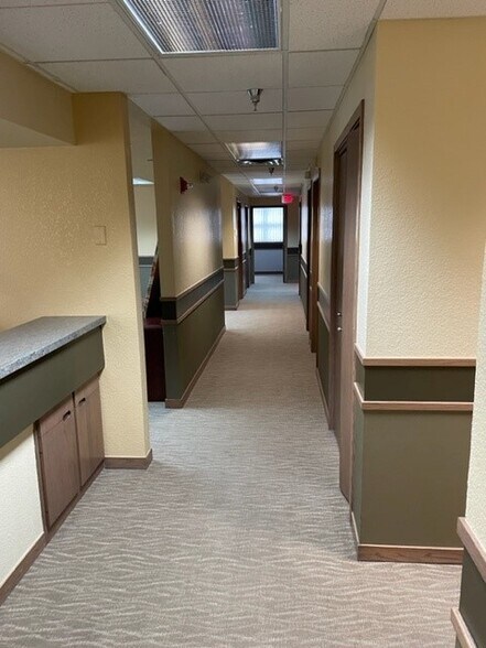 More Photos Of 805 S Broadway, Boulder Medical For Lease