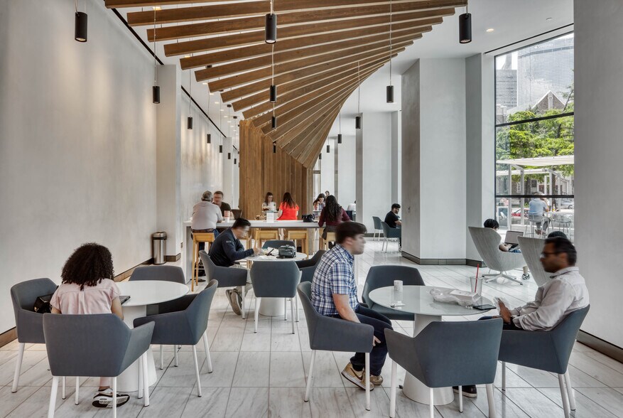 More Photos Of 2001 Ross Ave, Dallas Office For Lease