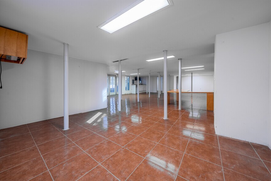 More Photos Of 3136 Clairmont Rd NE, Brookhaven Medical For Sale