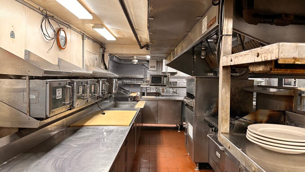 More Photos Of 749 James St, Chicopee Restaurant For Sale
