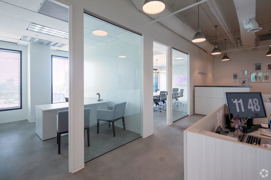 More Photos Of 3060 Peachtree Rd NW, Atlanta Office For Lease