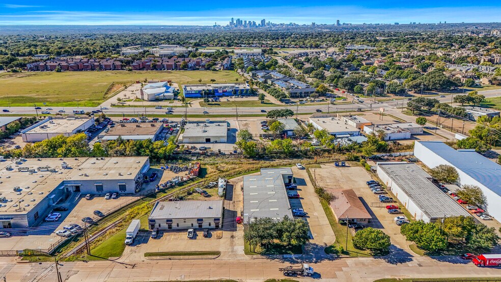 More Photos Of 8160 Moberly Ln, Dallas Light Manufacturing For Lease