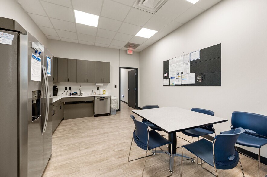 More Photos Of 3349 Golden Triangle Blvd, Fort Worth Medical For Lease