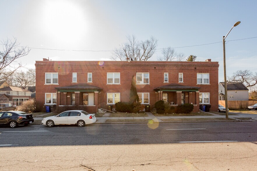 More Photos Of 8126 E Vernor Hwy, Detroit Apartments For Sale
