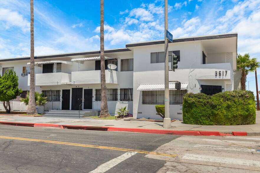 Primary Photo Of 3617 W 60th, Los Angeles Apartments For Sale