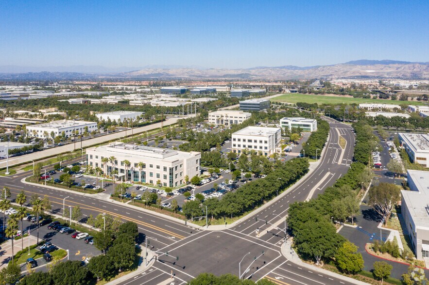 More Photos Of 15775 Laguna Canyon Rd, Irvine Medical For Lease