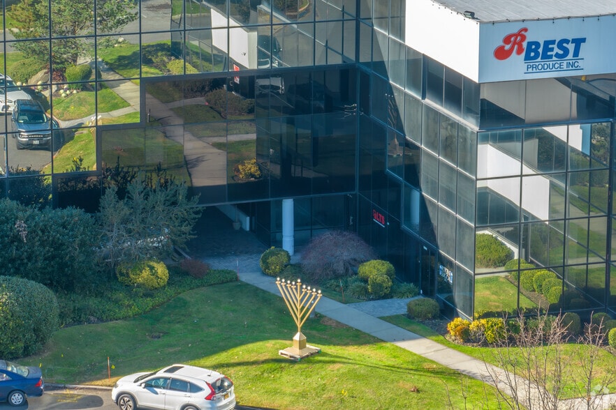 More Photos Of 99 Seaview Blvd, Port Washington Light Distribution For Lease