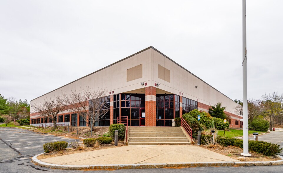 More Photos Of 5 Campanelli Cir, Canton Research And Development For Lease