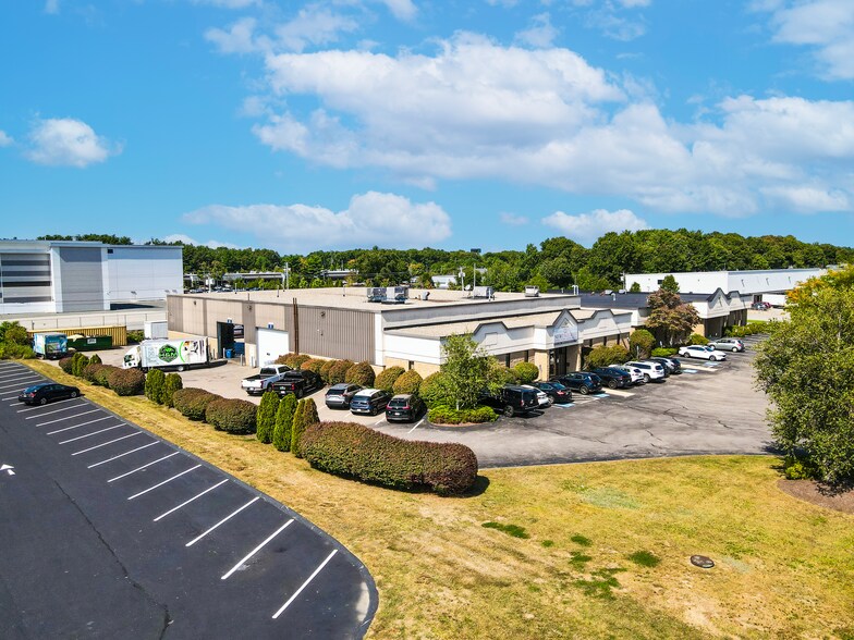 More Photos Of 500 Myles Standish Blvd, Taunton Light Manufacturing For Sale