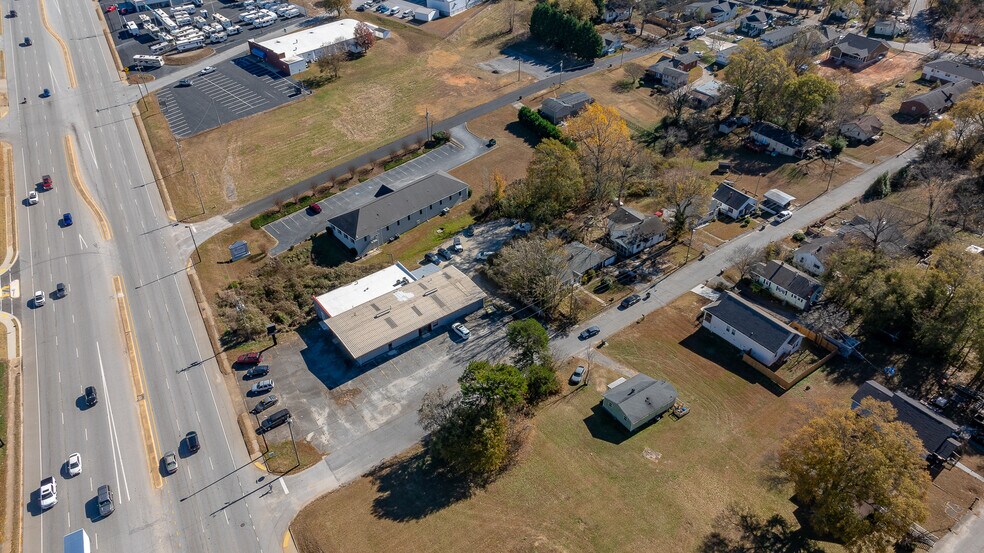 More Photos Of 14629 E Wade Hampton Blvd, Greer Freestanding For Sale