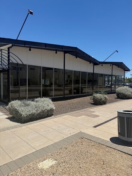 More Photos Of 256 E Main St, Mesa General Retail For Lease